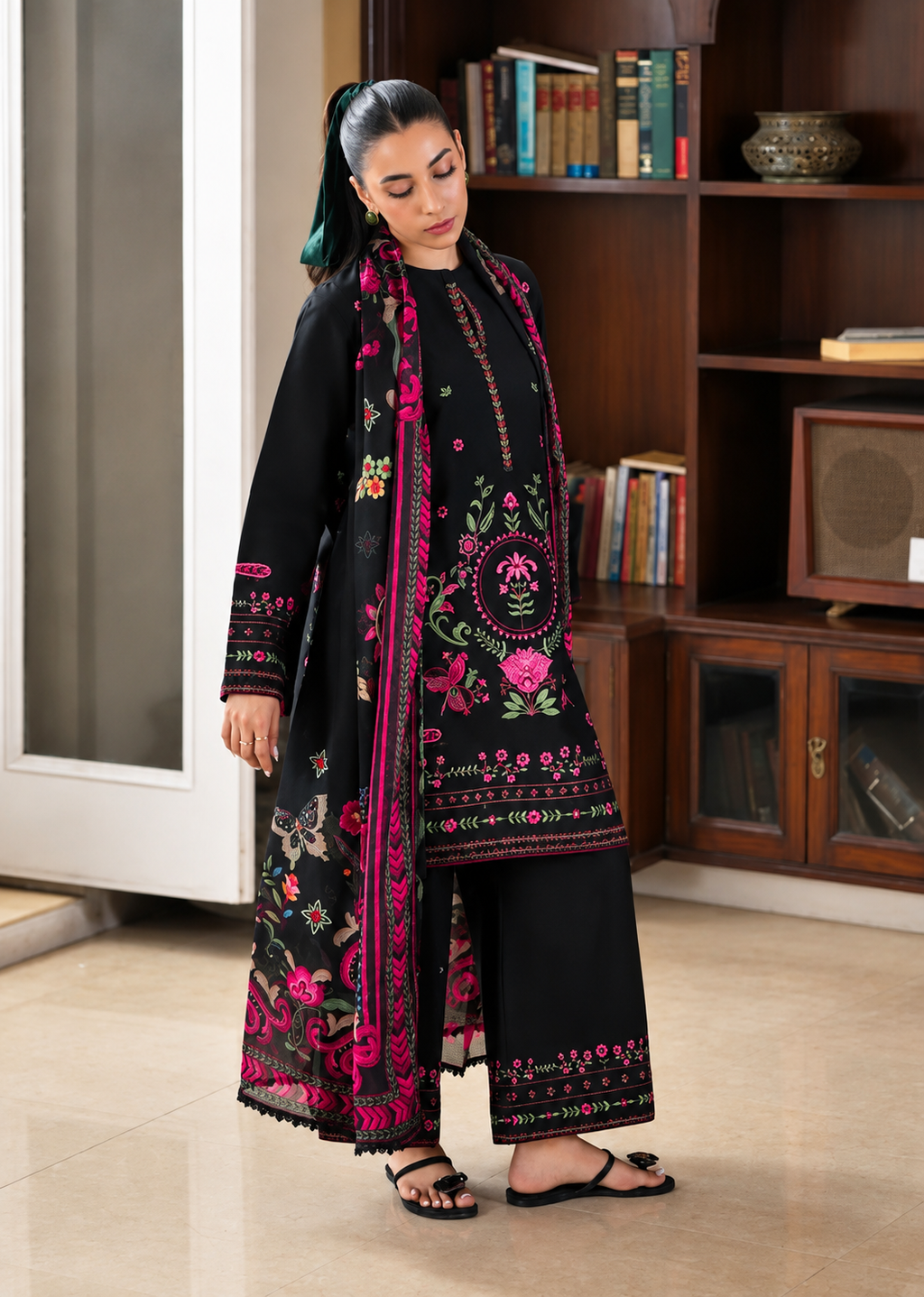 Inaya Embroidered - 3pc