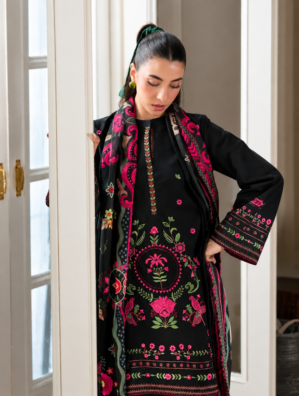 Inaya Embroidered - 3pc